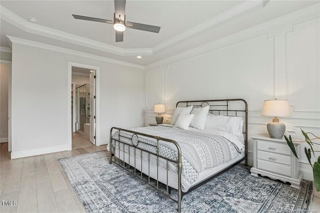 Building Photo - 2098 Amalfi Pl