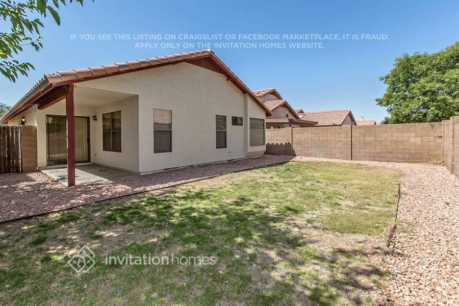 Building Photo - 11564 W Sage Dr