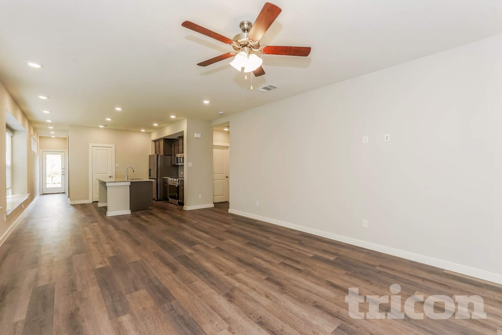 Building Photo - 8216 Howell Oak Dr