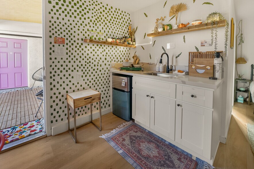 Building Photo - 61818 Terrace Dr