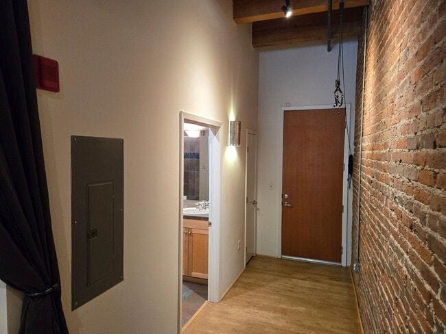 Building Photo - 2960 Inca St