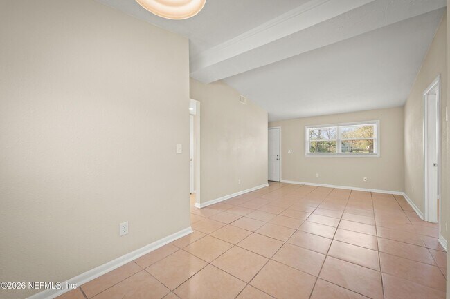 Building Photo - 909 Westgate Dr