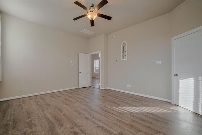 Building Photo - 7809 Axis Rdg Dr