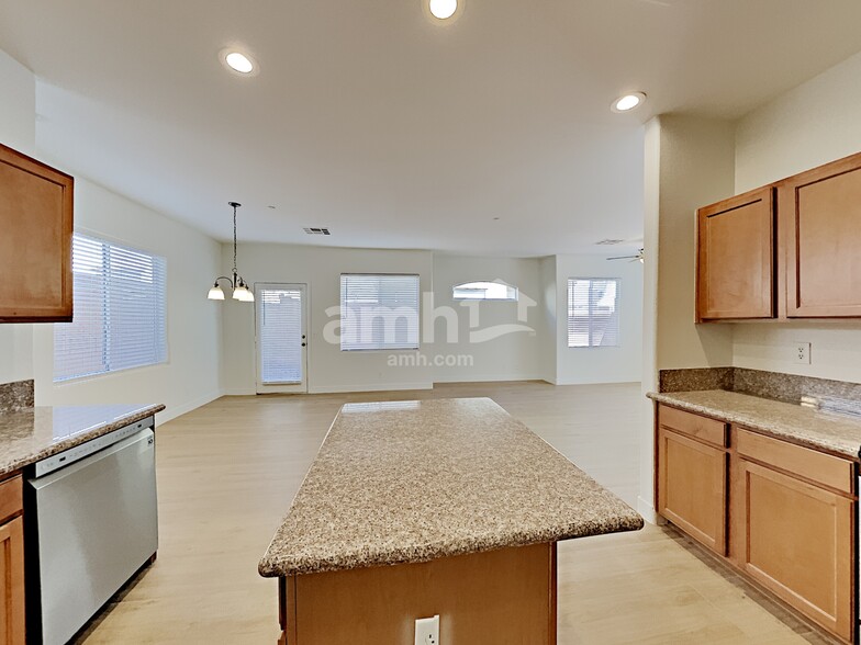 Building Photo - 8928 Cambridge Glen Ct