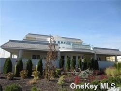 Building Photo - 433 Main St