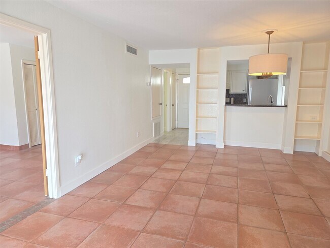 Primary Photo - 10075 Westpark Dr