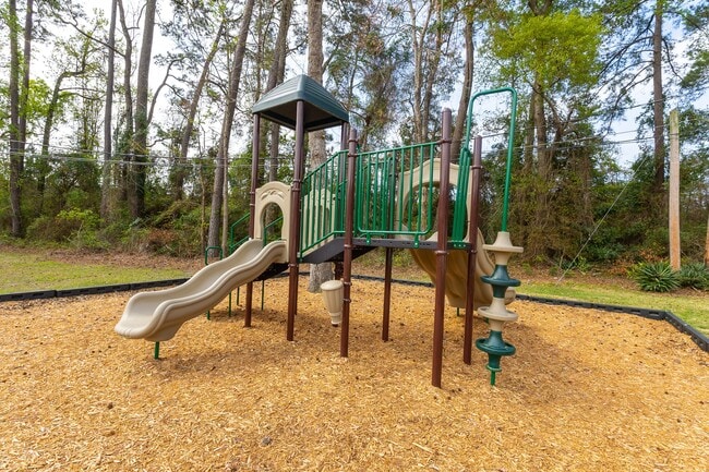 Building Photo - Faris Residences Georgetown