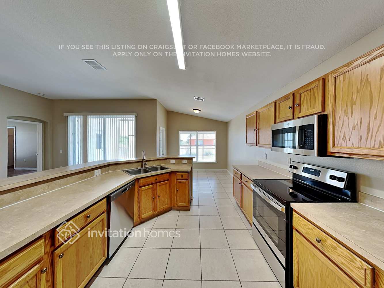Building Photo - 1437 Bluff Loop