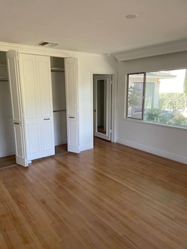 Building Photo - Wonderful Newly Remodeled Ranch Style Home in Prime San Marino