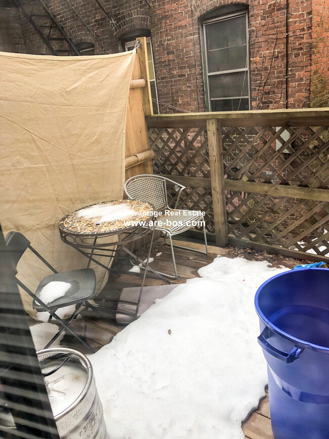 Building Photo - 37 Sheafe St