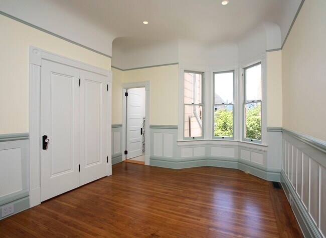 Building Photo - 1249 9th Ave