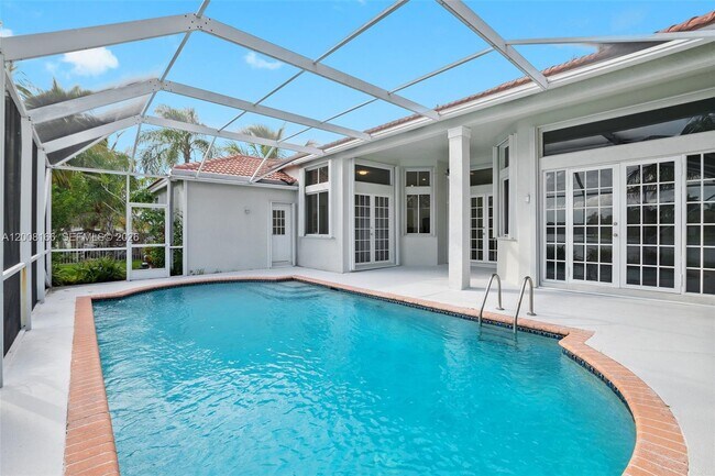 Building Photo - 646 Heritage Dr