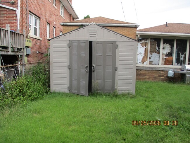 Building Photo - 611 Liberty Dr