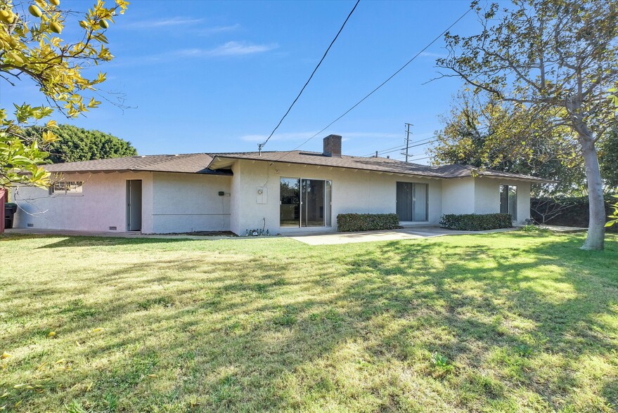 Rear yard - 13981 Brenan Way