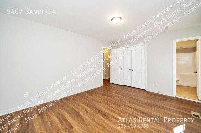 Building Photo - 5407 Sandi Cir