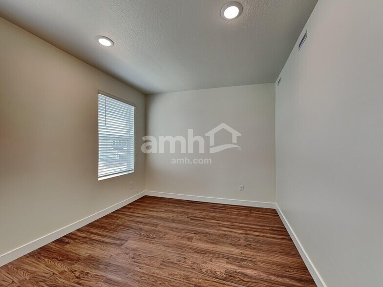 Building Photo - 8952 Wilroy Rd