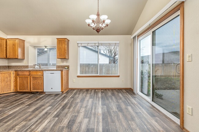 Building Photo - 5828 W Filly St