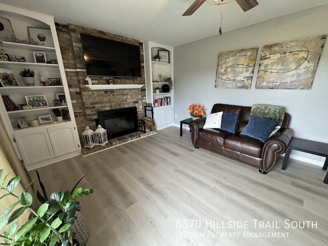 Building Photo - 8370 Hillside Trail S