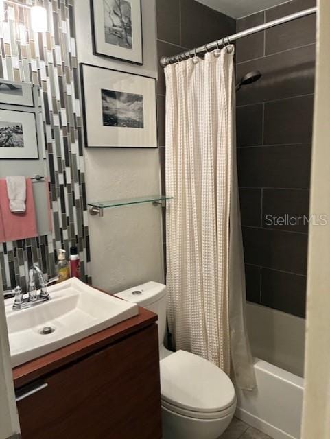 Building Photo - 3239 Boca Ciega Dr N