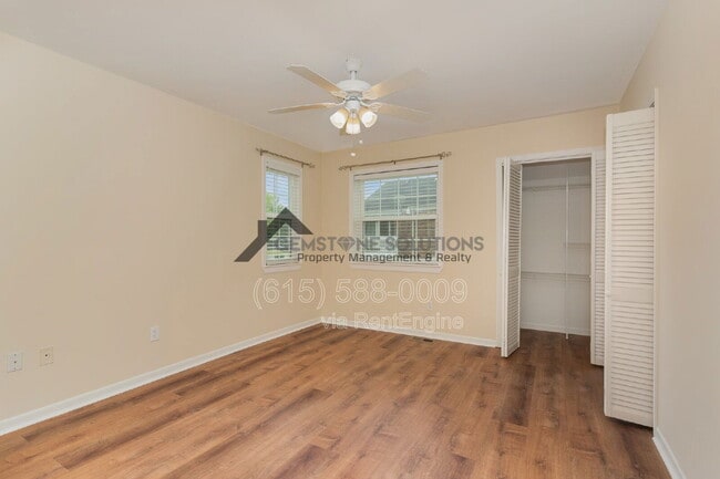 Building Photo - 404 Granville Rd