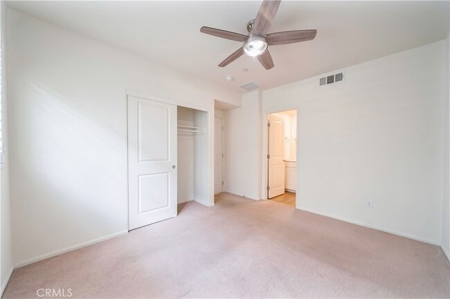 Building Photo - 811 Hudson Ln