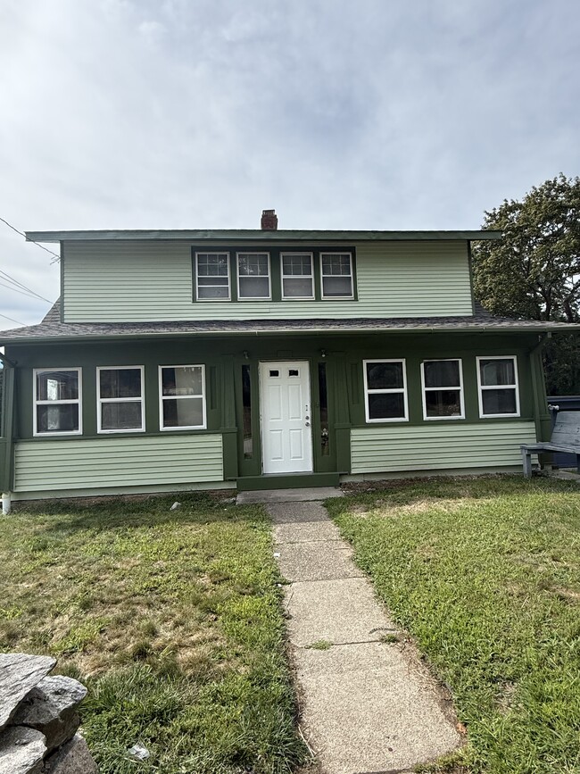 Building Photo - 170 Walker Hill Rd