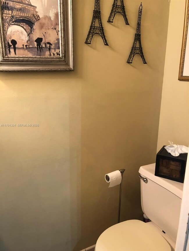 Building Photo - 248 Majorca Ave