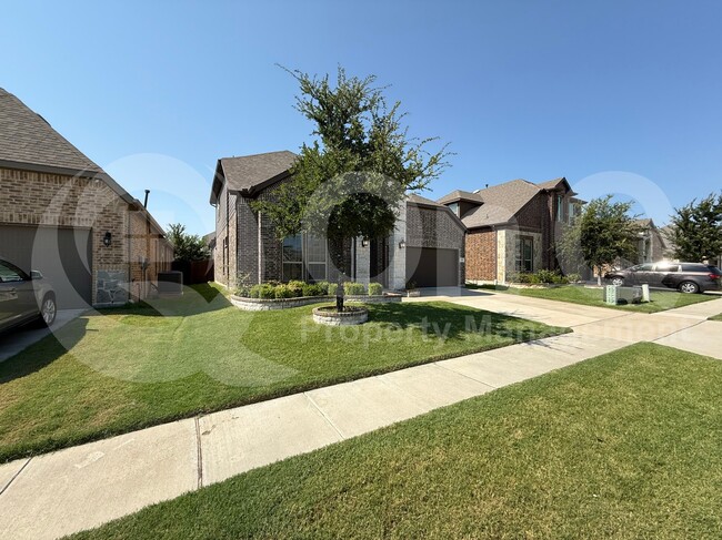 Building Photo - 11001 Brownwood Pl