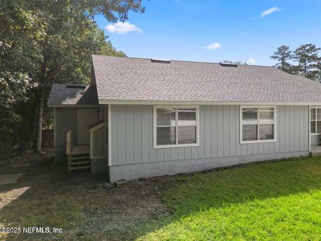 Building Photo - 3924 Victoria Landing Dr S