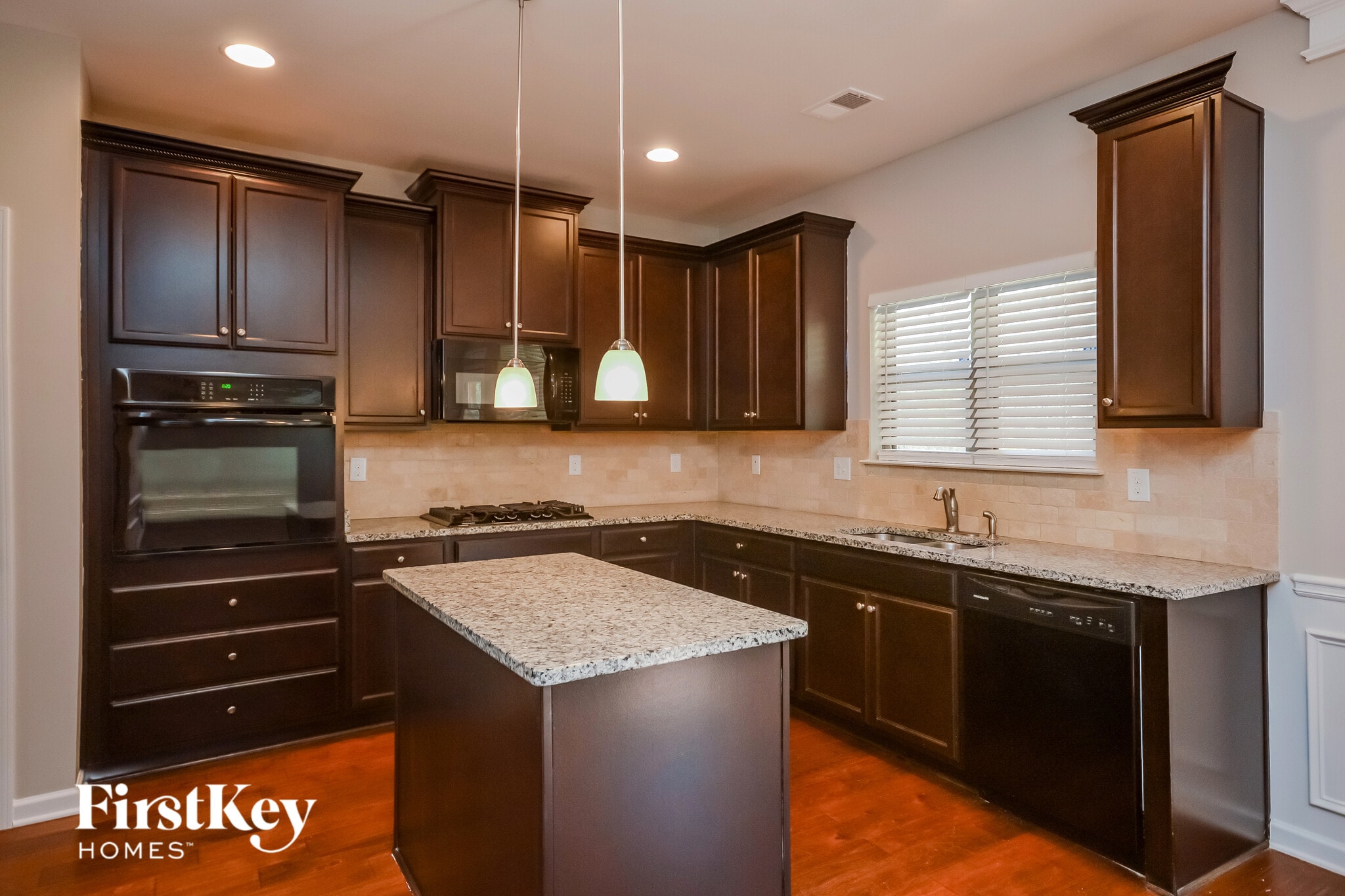 Building Photo - 1707 Carolina Pl SE