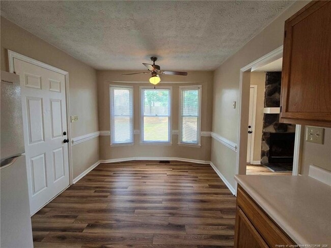 Building Photo - 5707 Lacosta Dr