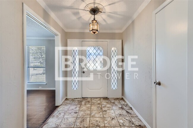Building Photo - 106 Cedar View Dr
