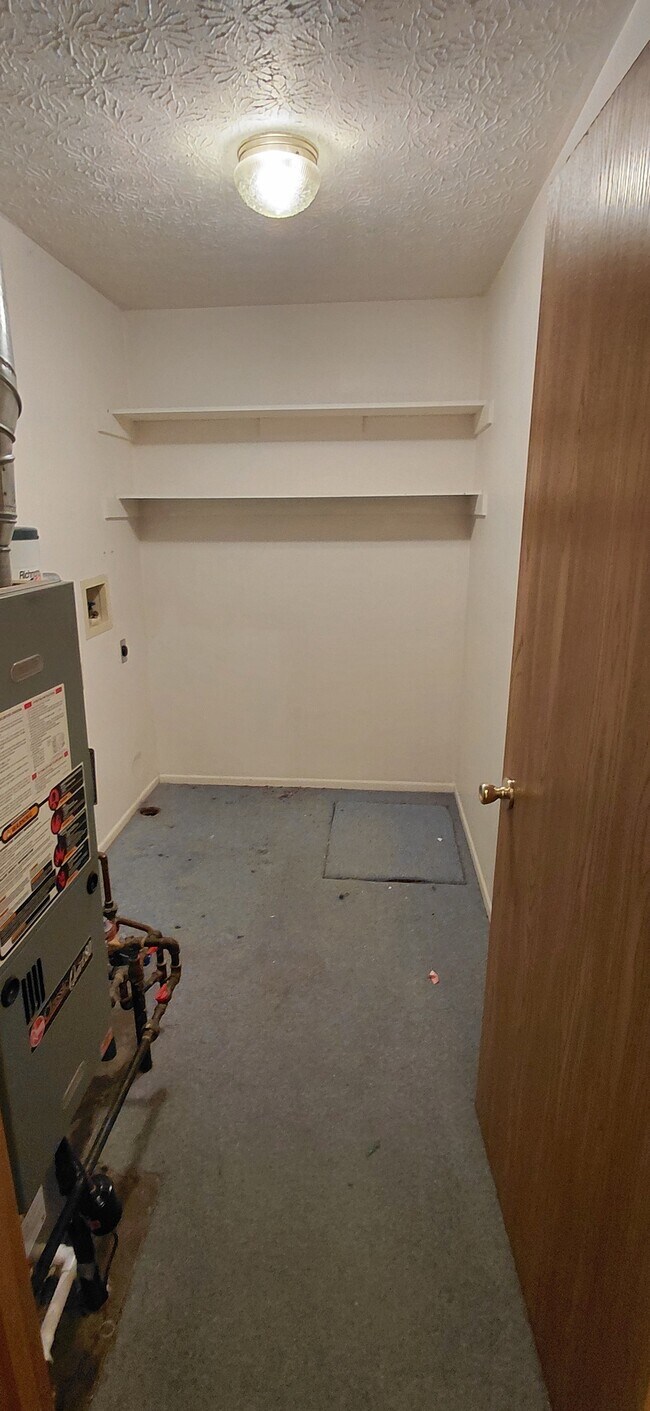 Building Photo - 3897 Millstone Rd