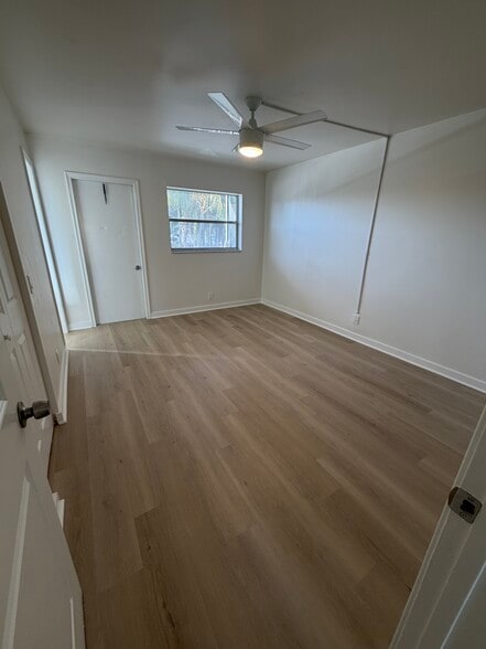 Bedroom - 306 E Ocean Ave