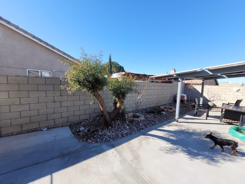 Building Photo - 37647 Hammer St