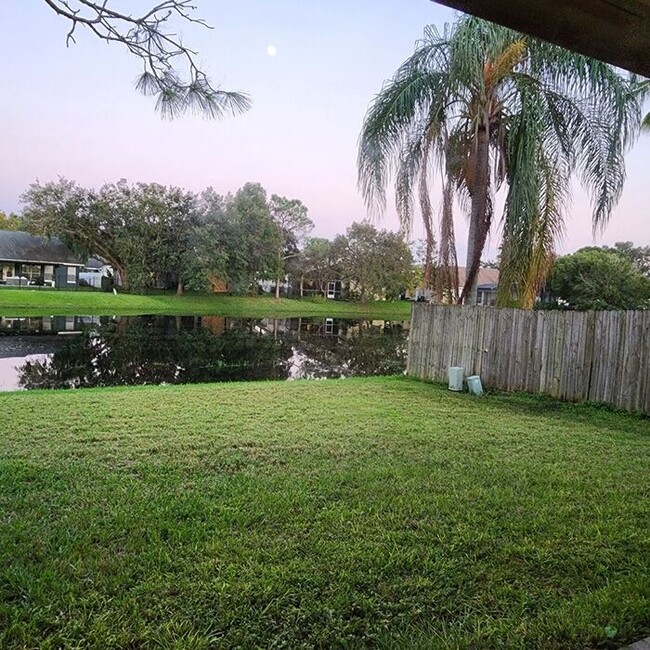 Building Photo - Wonderful 3/2 Home w/ Pond View Near UCF