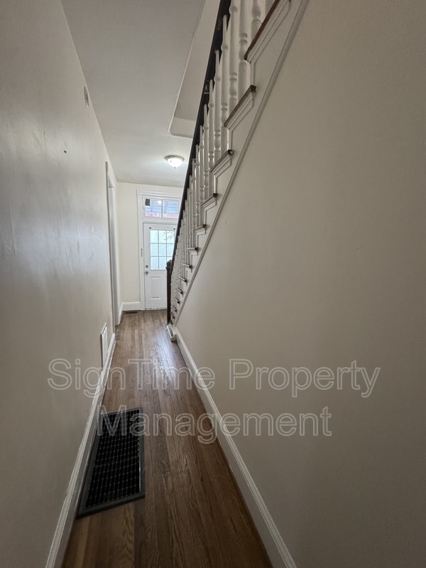 Building Photo - 40-42 East Franklin Street - 1