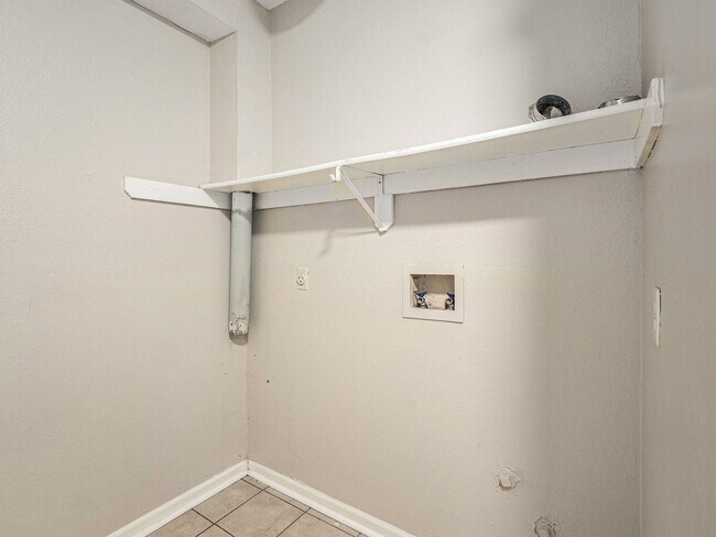 Building Photo - Bellefontaine