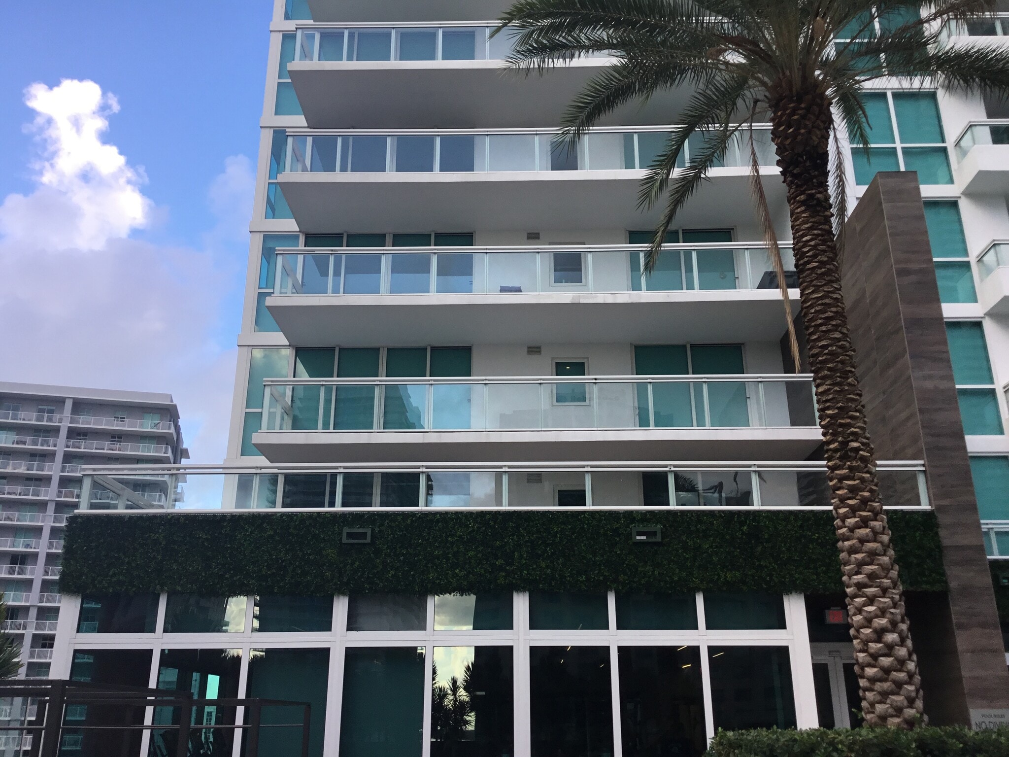 Building Photo - 1080 Brickell Ave