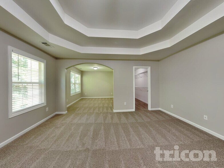 Building Photo - 2725 Sedgeview Way NE