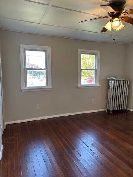 Building Photo - 15 Summer St