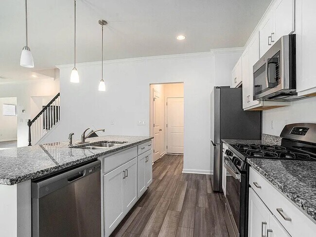 Building Photo - 294 Torslanda Ln