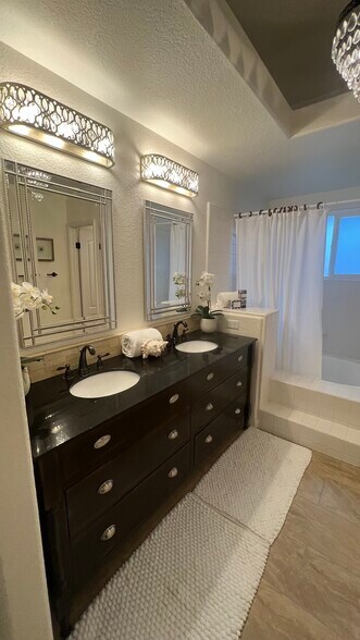 Building Photo - 29465 Christiana Way