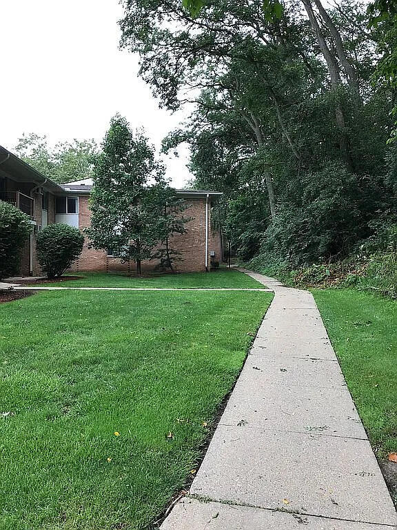 Building Photo - 1249 Island Dr