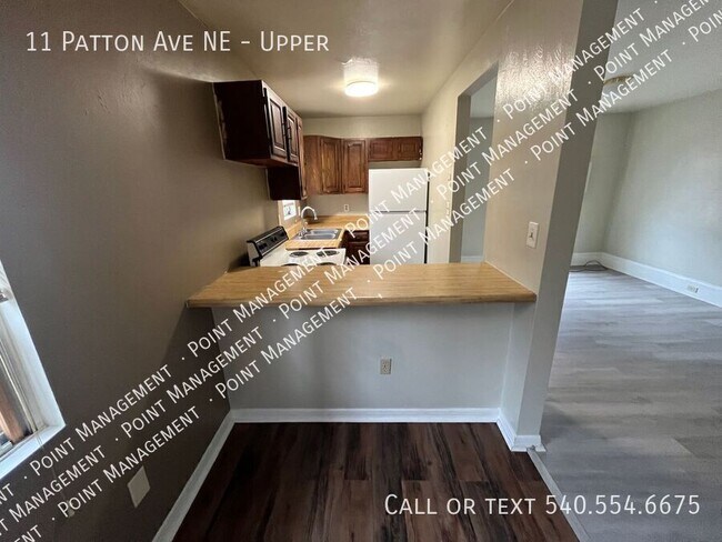 Building Photo - 11 Patton Ave NE