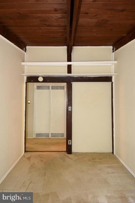 Building Photo - 3415 Gallows Rd