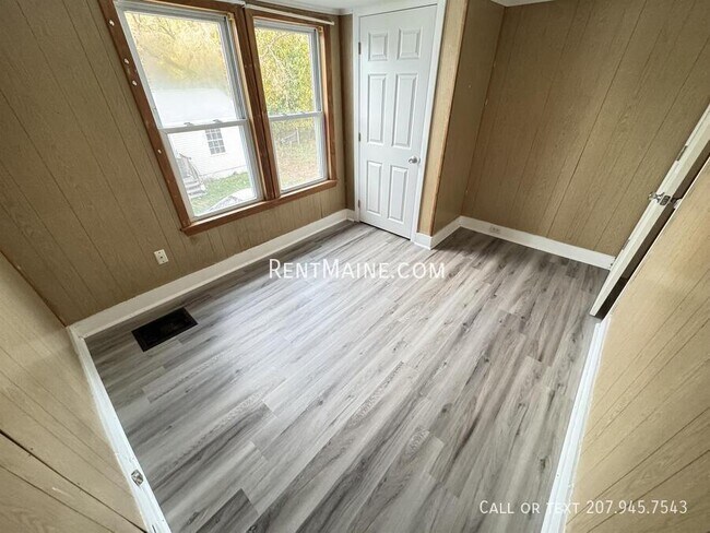 Building Photo - 101 Main Rd