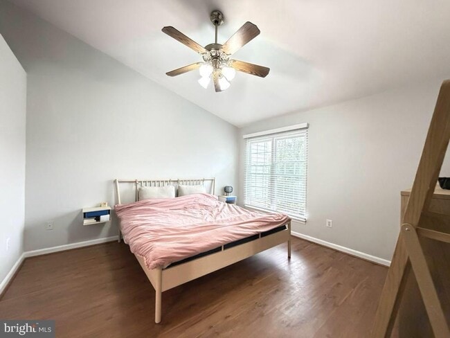 Building Photo - 249 Edge Creek Ln