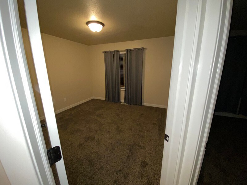 Building Photo - 2080 Evans Cove Loop
