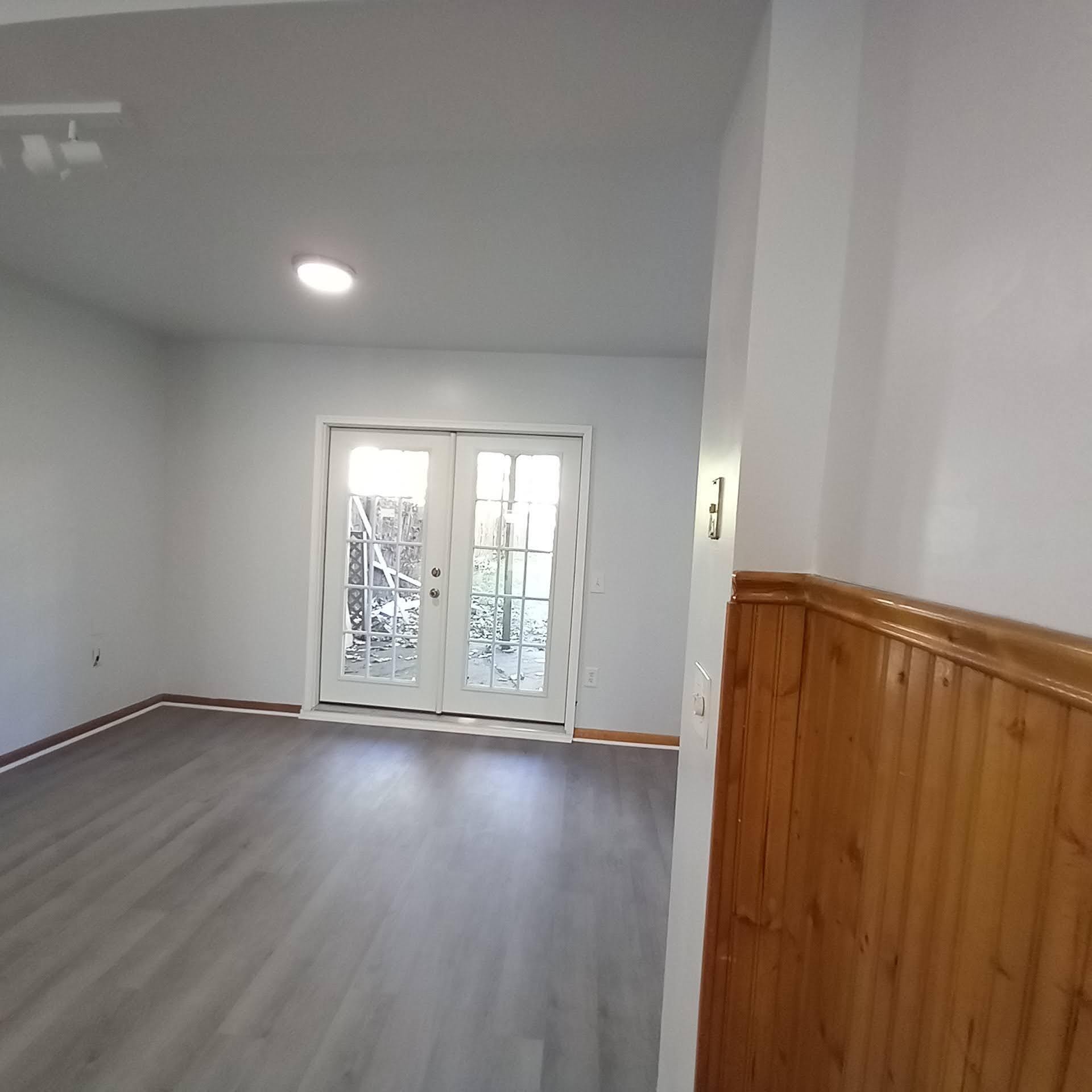 Family room - 317 19th St